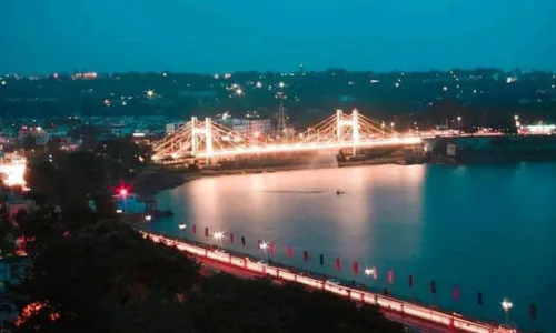 bus rental in Bhopal
